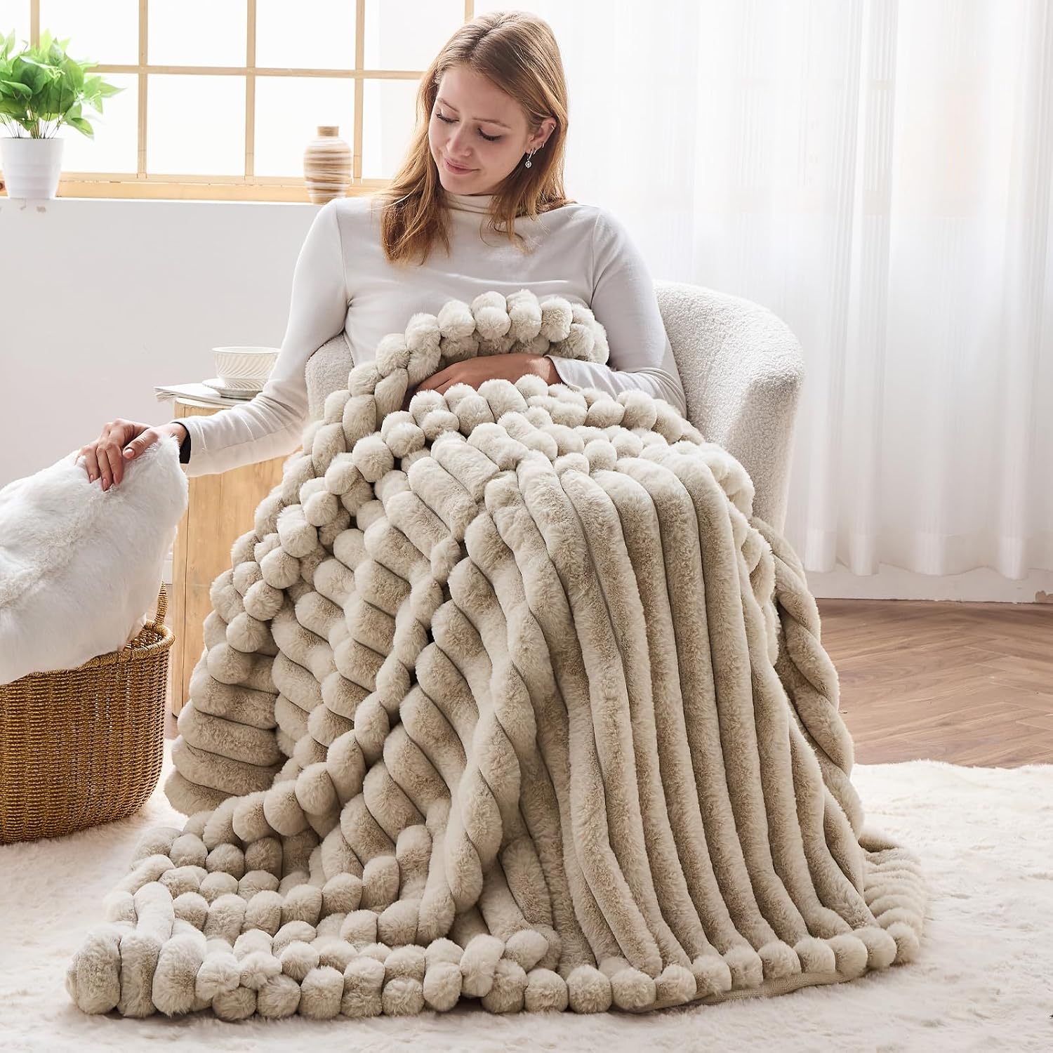 Linen Ribbed Faux Fur Warm Plush Throw Blanket